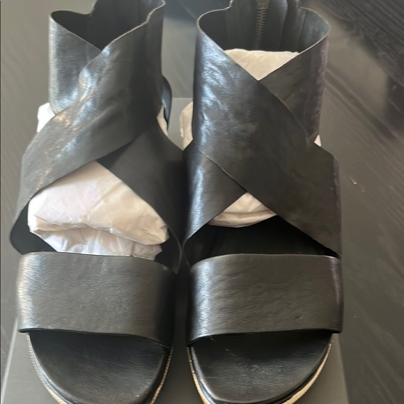 Black Leather Eileen Fisher Sandals - Picture 1 of 6